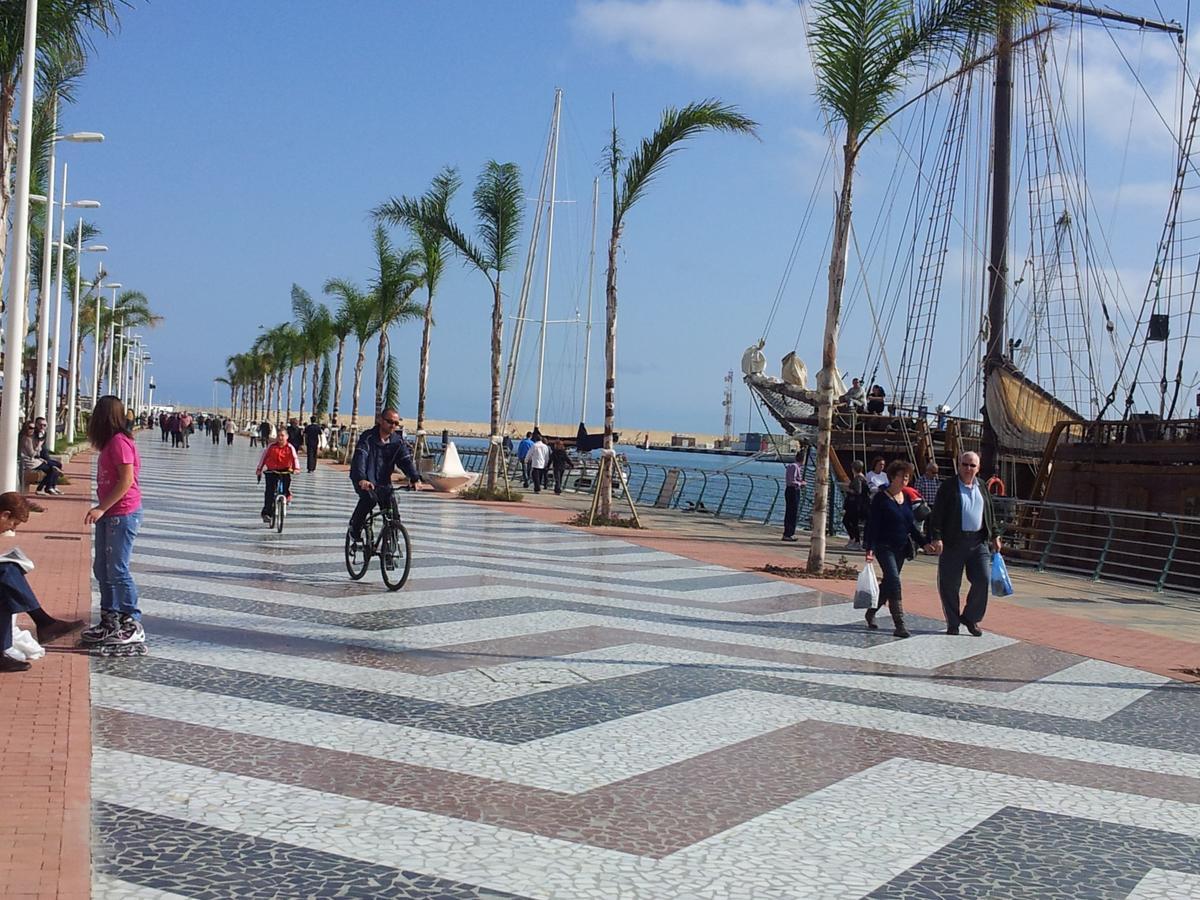 Ag Bermudas Premium Gandia Exterior photo